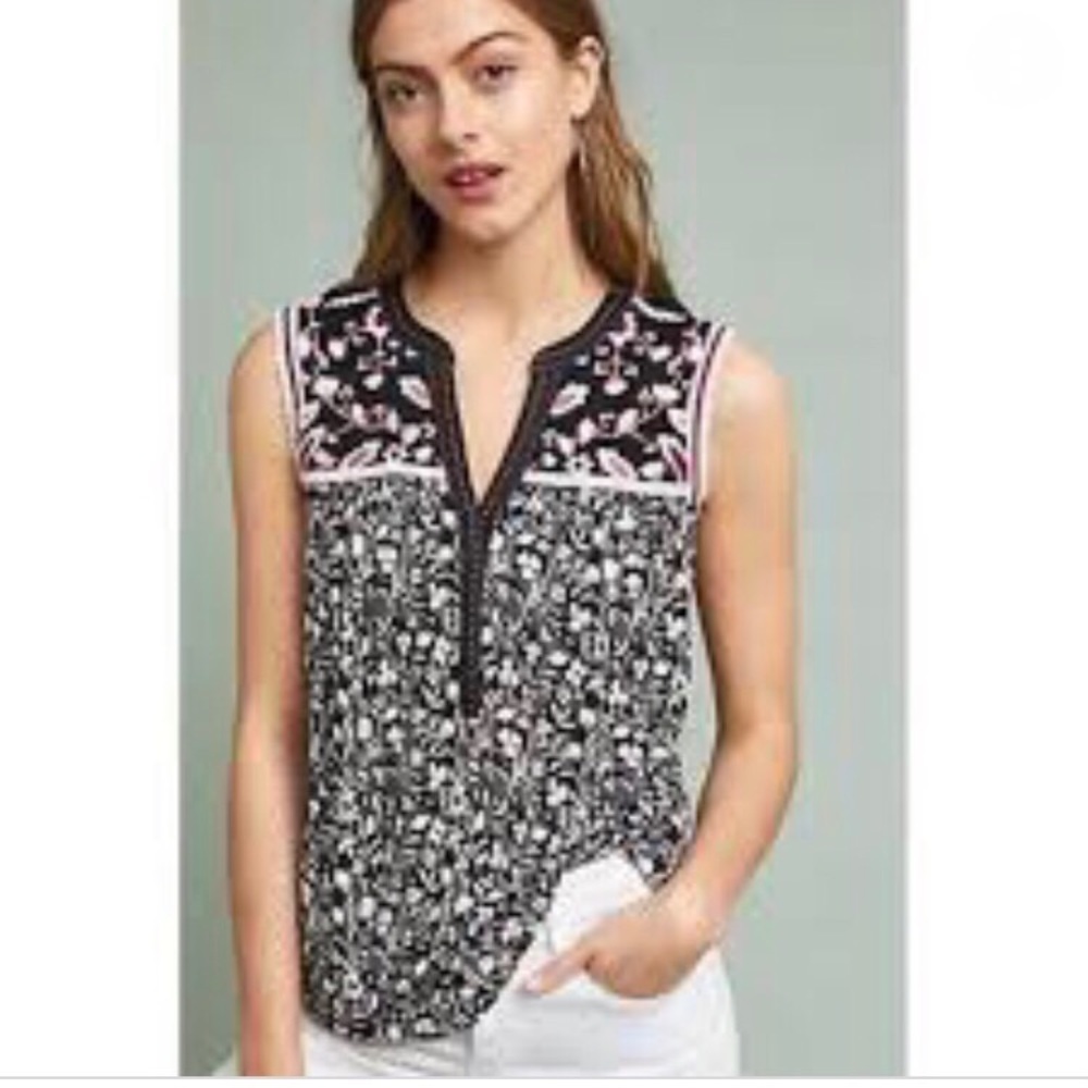 One September Austin Embroidered Floral Tank Top - Size Medium Petite